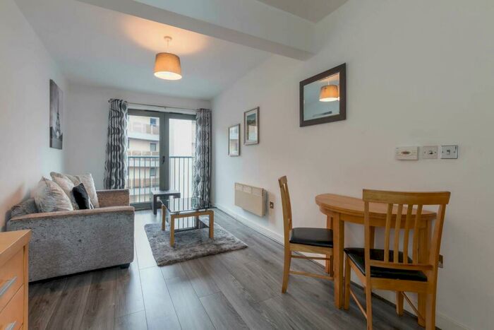 1 Bedroom Apartment To Rent In Kenyon Forge, Kenyon Street, B18