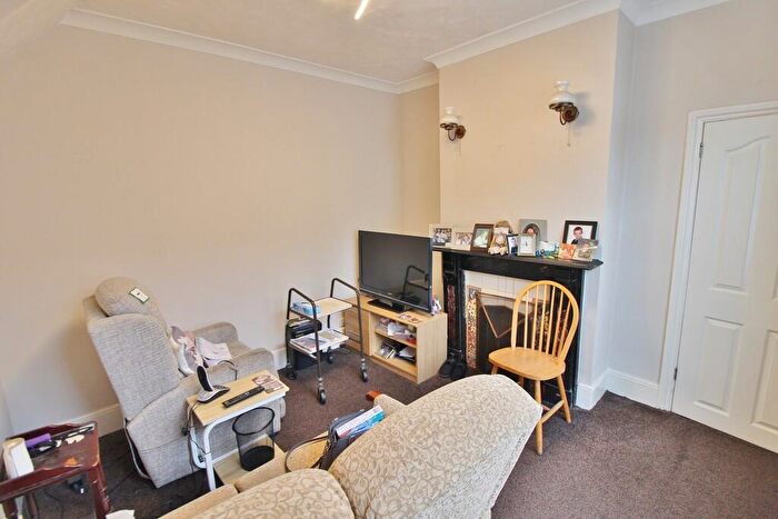 2 Bedroom Semi-Detached House For Sale In Walker Road, Stamshaw, PO2