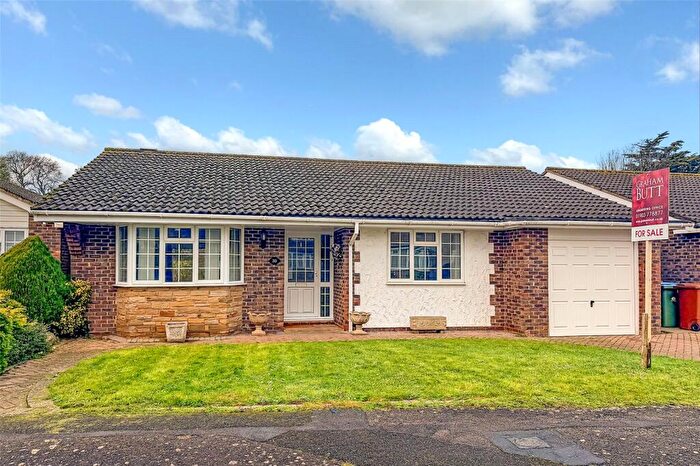 2 Bedroom Bungalow For Sale In Dell Drive, Angmering, West Sussex, BN16