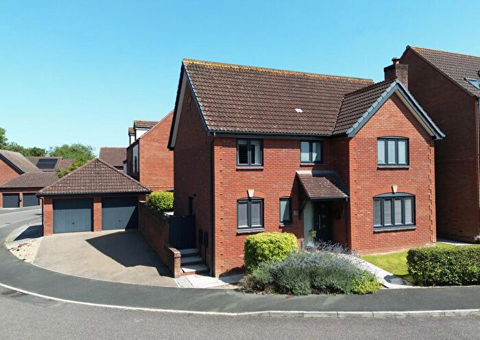 4 Bedroom Detached House For Sale In Slewton Crescent, Whimple, EX5