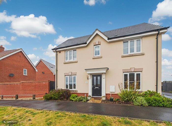 3 Bedroom Detached House For Sale In Shackeroo Road, Bury St. Edmunds, IP32