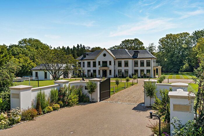 6 Bedroom Detached House For Sale In Over The Misbourne Road, Denham, Buckinghamshire, UB9