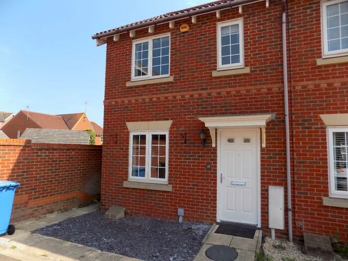 3 Bedroom End Of Terrace House To Rent In Mallow Road, Sheerness, Kent, ME12