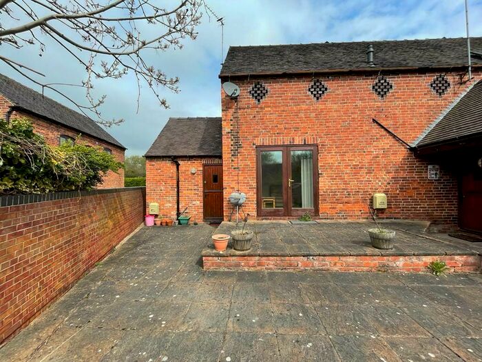 2 Bedroom Barn Conversion To Rent In Findern Lane, Stenson, Derby, DE73