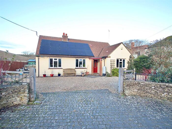 4 Bedroom Detached Bungalow For Sale In Burton, Chippenham, SN14