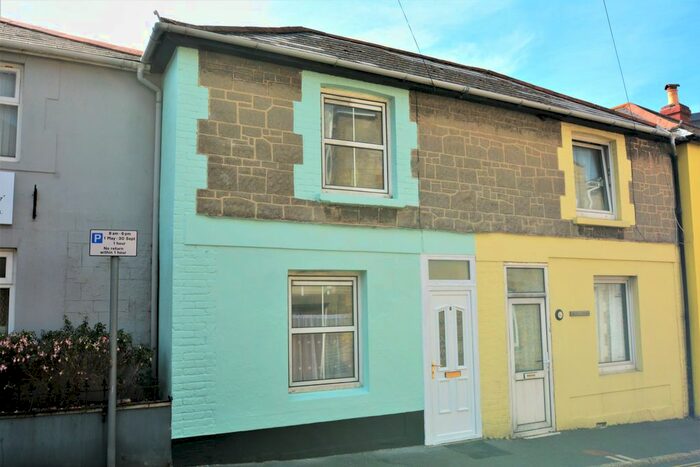 2 Bedroom Terraced House To Rent In Albert Street, Ventnor PO38