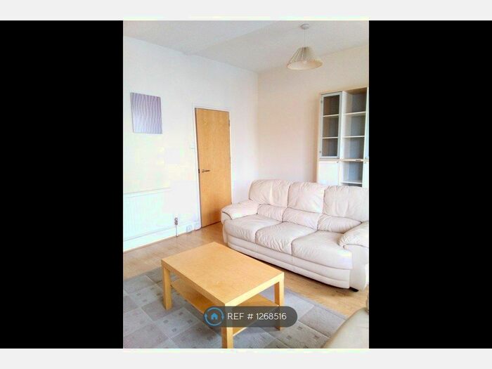 2 Bedroom Flat To Rent In Chesterton Road, Cambridge CB4
