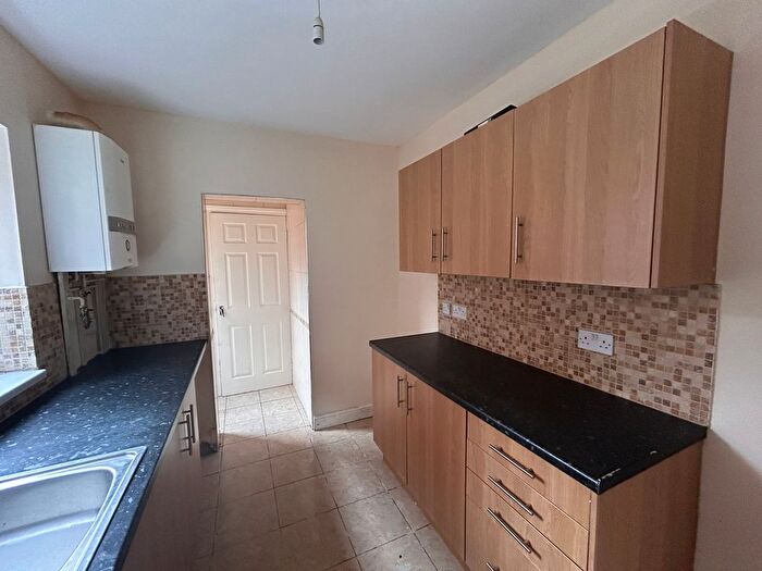 3 Bedroom Terraced House To Rent In Merrivale Road, Smethwick, B66
