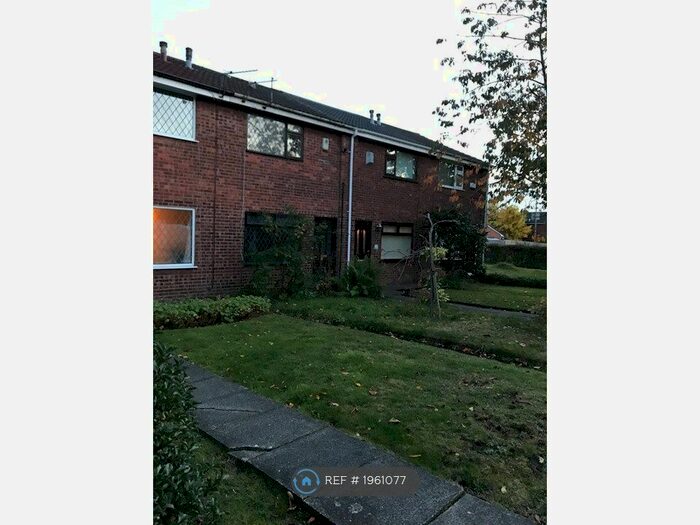 2 Bedroom Terraced House To Rent In Castle Walk, Ashton-Under-Lyne, OL6