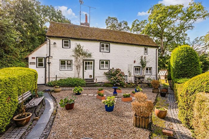 2 Bedroom Detached House For Sale In Jumps Road, Churt, Farnham, Surrey, GU10