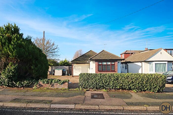 3 Bedroom Detached House To Rent In Weald Bridge Road, North Weald, Essex, CM16