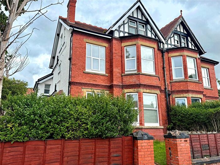 1 Bedroom Flat For Sale In Harcourt Road, Llandudno, Gwynedd, LL30