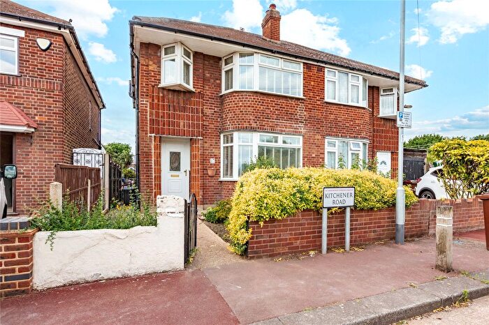 3 Bedroom Semi Detached House For Sale In Kitchener Road, Dagenham, RM10
