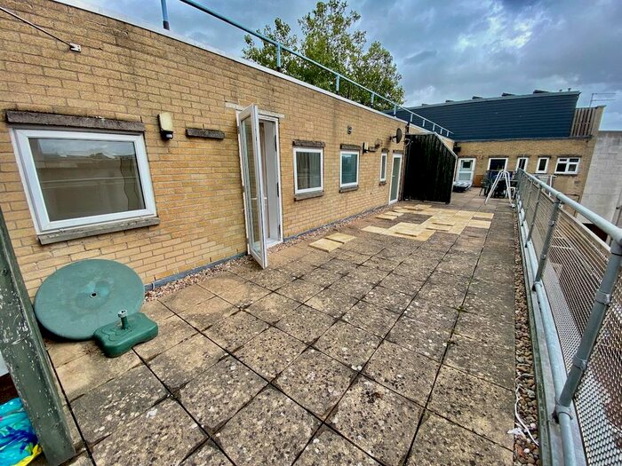 2 Bedroom Flat To Rent In Bond Street, St. Pauls, Bristol, BS1