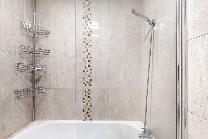 1 Bedroom Flat For Sale In Maida Vale, London, W9