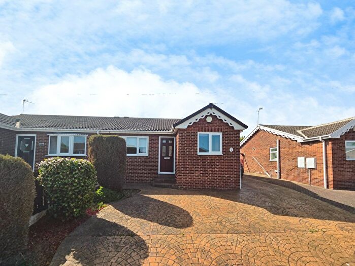 2 Bedroom Bungalow For Sale In Grange Road, Rotherham, S62
