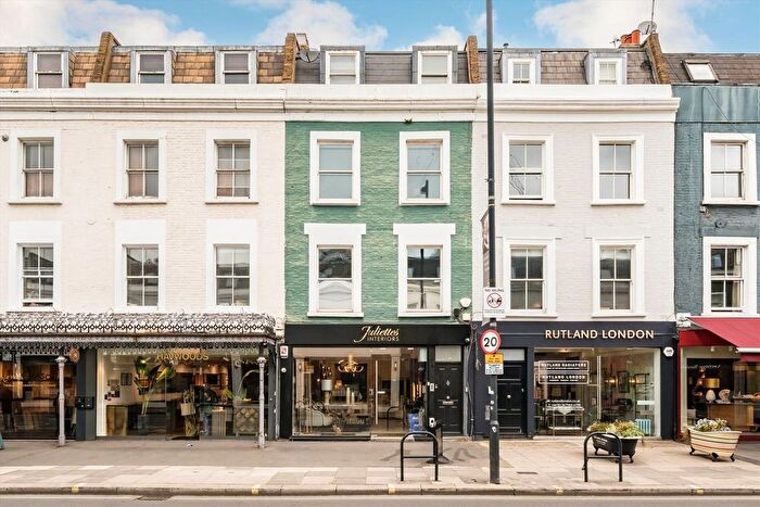 4 Bedroom Maisonette To Rent In Kings Road, Fulham, SW6