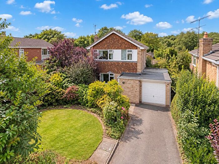 3 Bedroom Detached House For Sale In Foxglove Road, Willesborough, TN24