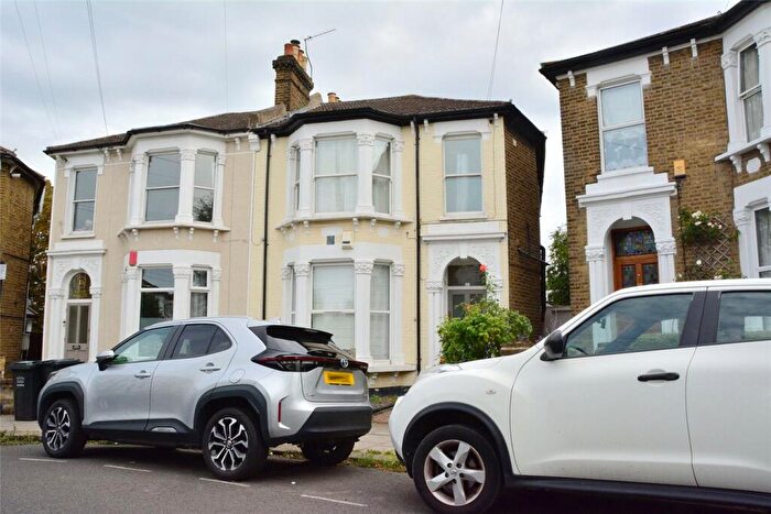 1 Bedroom Apartment To Rent In St. Swithuns Road, London, SE13