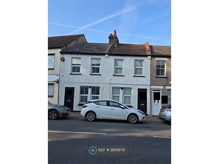 2 Bedroom Maisonette To Rent In Westmead Road, Sutton, SM1