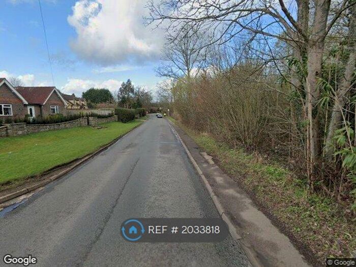 3 Bedroom Bungalow To Rent In The Green, Shamley Green, Guildford, GU5