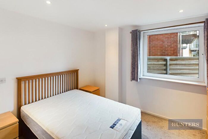 1 Bedroom Flat To Rent In Sirocco, Channel Way, Southampton, SO14