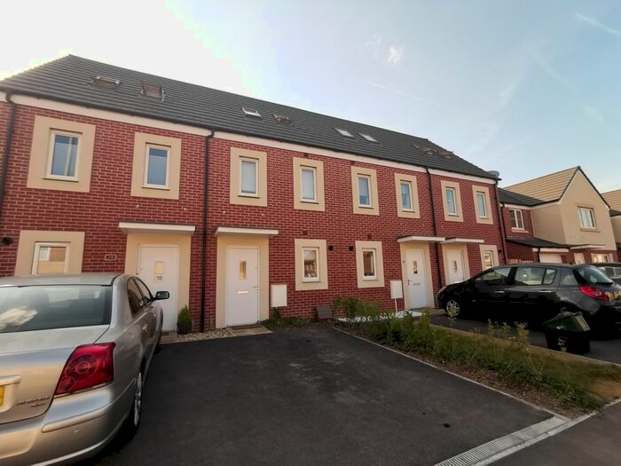 3 Bedroom Property To Rent In Westminster Way, Bridgwater TA6