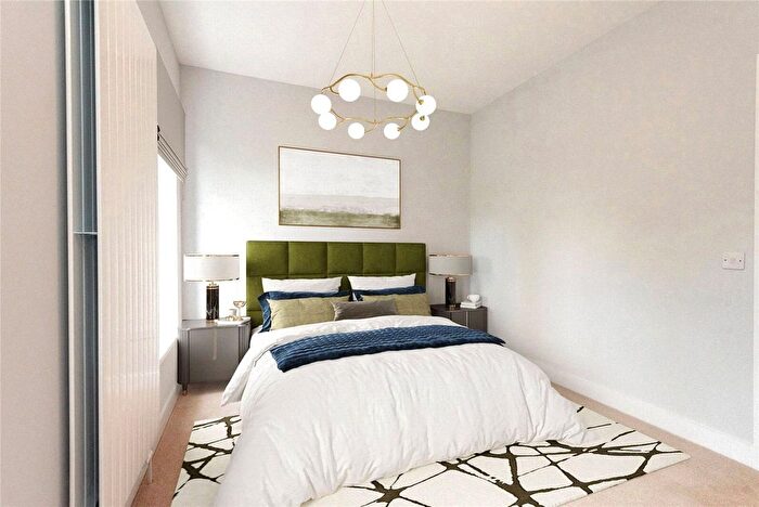 2 Bedroom Flat For Sale In Penthouse - The Avenue, Barnton Avenue West, Edinburgh, Midlothian, EH4