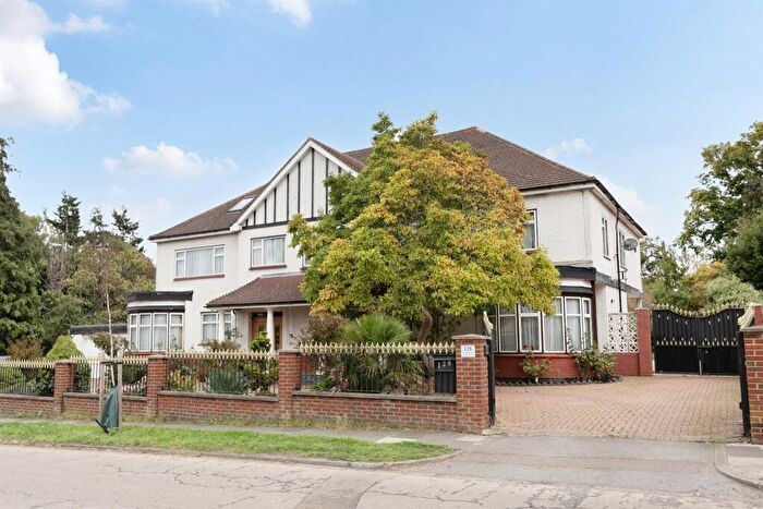 8 Bedroom Detached House For Sale In Old Park Ridings, London, N21