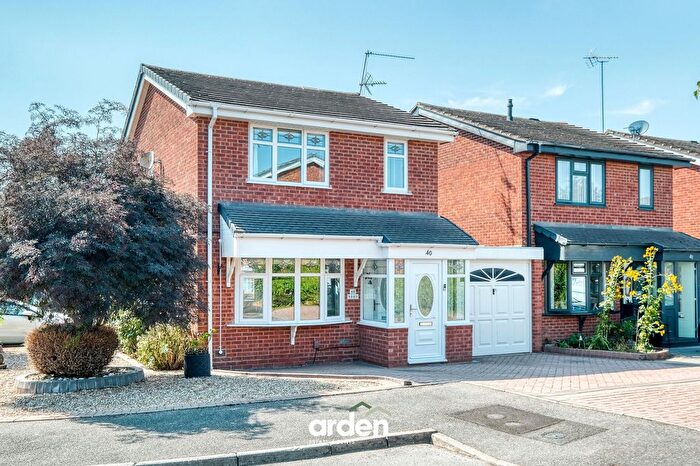 3 Bedroom Detached House For Sale In Hollyberry Close, Redditch, B98
