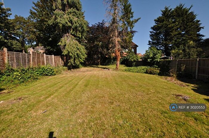 5 Bedroom Detached House To Rent In Finchley Lane, London, NW4