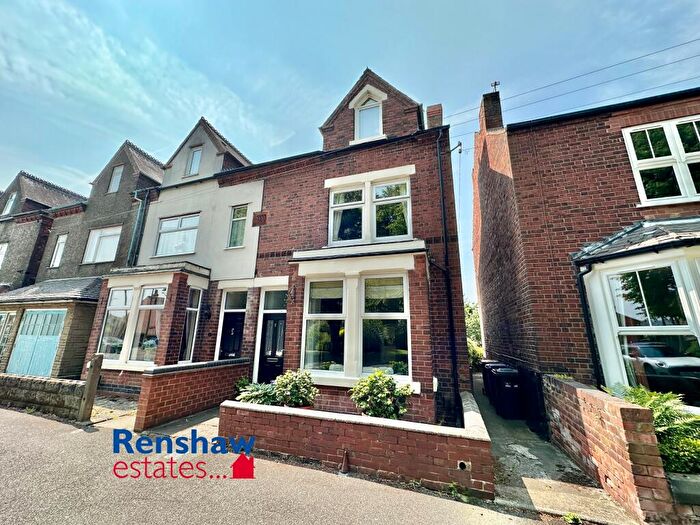 4 Bedroom End Of Terrace House For Sale In Drummond Road, Ilkeston, Derbyshire, DE7