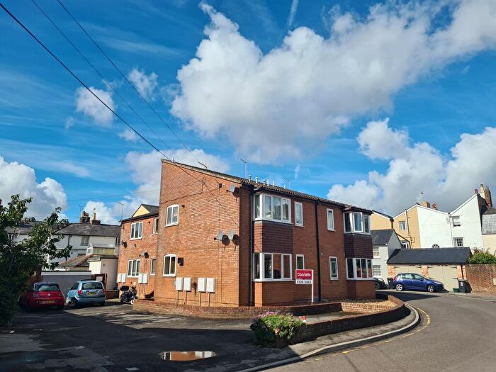 1 Bedroom Apartment For Sale In North Place, Blandford Forum, DT11