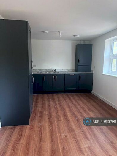 2 Bedroom Flat To Rent In Draughtsman House, Colchester, CO1