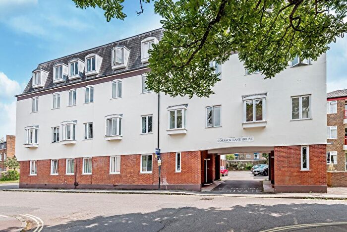 2 Bedroom Flat To Rent In Lower Brook Street, Cossack Lane House Lower Brook Street, SO23