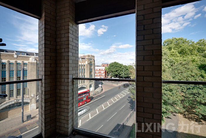 2 Bedroom Apartment For Sale In Wharf Lane, Limehouse, E14