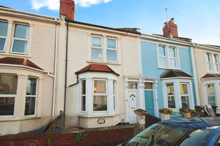 4 Bedroom Terraced House To Rent In Garnet Street -, BS3