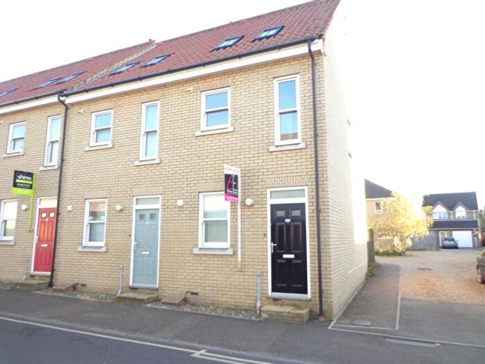 3 Bedroom End Of Terrace House To Rent In St. Andrews Street, Mildenhall, Suffolk, IP28
