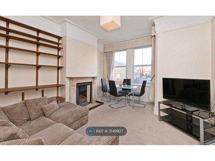 3 Bedroom Terraced House To Rent In Brayburne Avenue, London, SW4