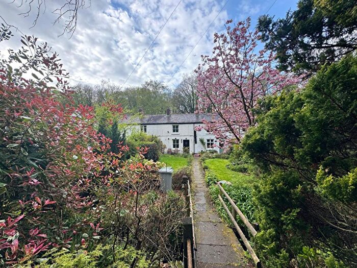 2 Bedroom Terraced House For Sale In Middlewood Road, Poynton, Stockport, Cheshire, SK12
