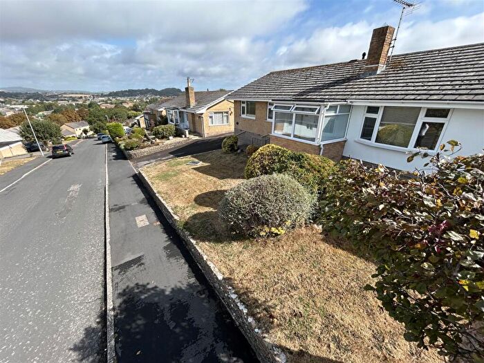 3 Bedroom Detached Bungalow For Sale In North Hill Way, Bridport, DT6