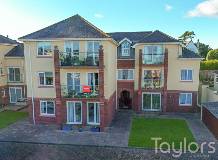 2 Bedroom Flat For Sale In Cliff Park Road, Goodrington, Paignton, TQ4