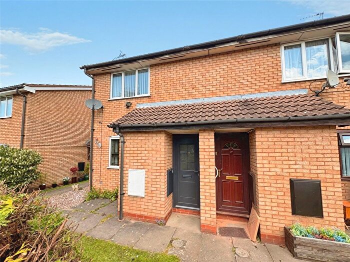 1 Bedroom Flat To Rent In Wealden Hatch, Wolverhampton, West Midlands, WV10