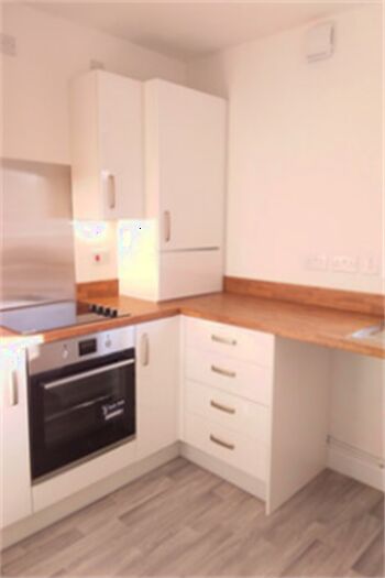2 Bedroom Flat To Rent In Campbell Drive, Livingston, EH53