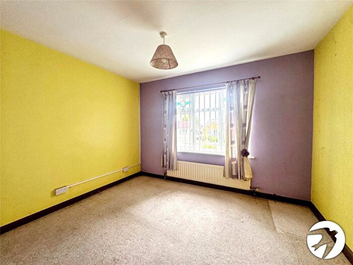 2 Bedroom Bungalow For Sale In Linton Gore, Coxheath, Maidstone, Kent, ME17