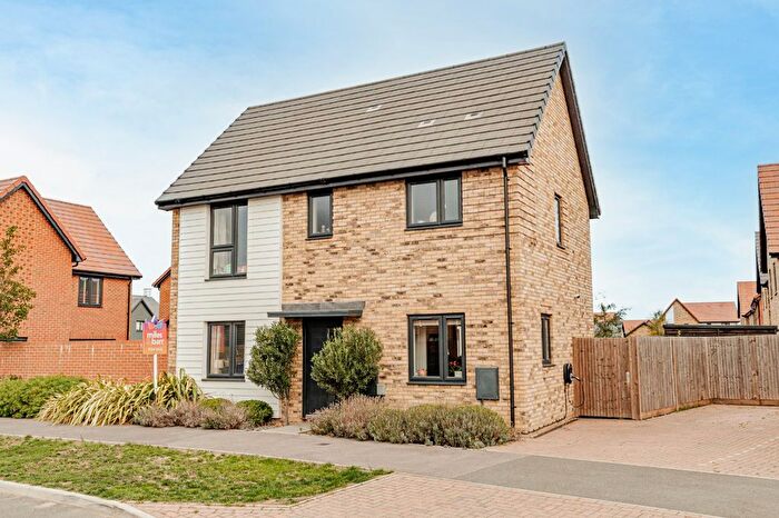 3 Bedroom Detached House For Sale In Bethell Road, Faversham, Kent, ME13
