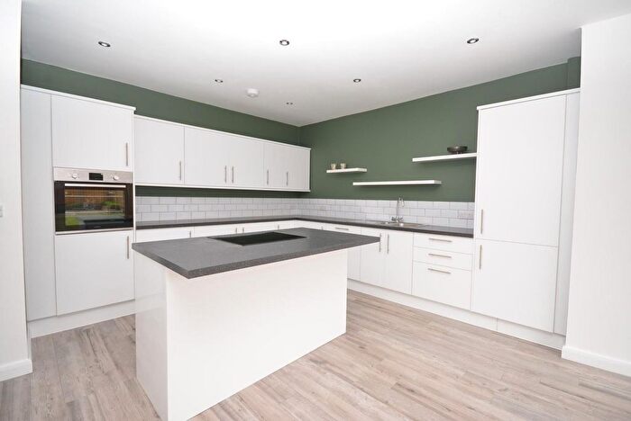 4 Bedroom Semi-Detached House To Rent In Three Arches Avenue, Cardiff, CF14