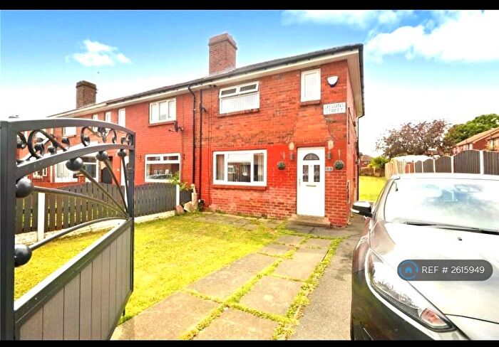 2 Bedroom End Of Terrace House To Rent In Sissons Street, Leeds, LS10
