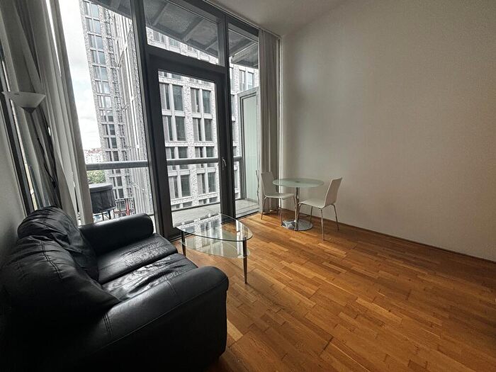 Flat To Rent In Abito, Greengate, Salford, Manchester, M3