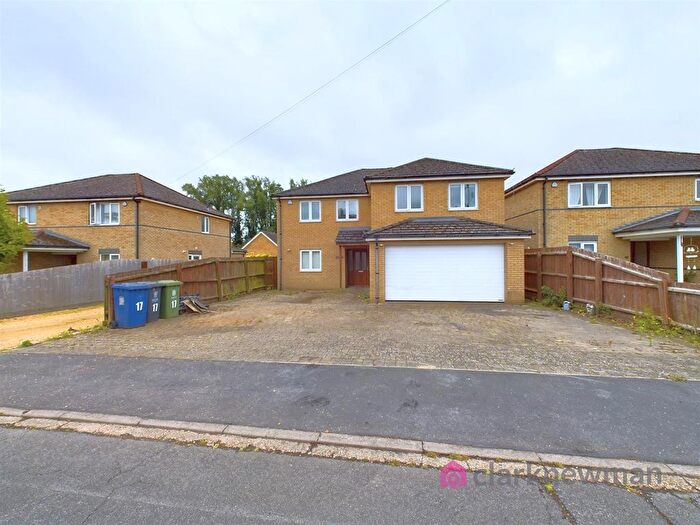 4 Bedroom Detached House To Rent In Lone Tree Avenue, Impington, Cambridge, CB24